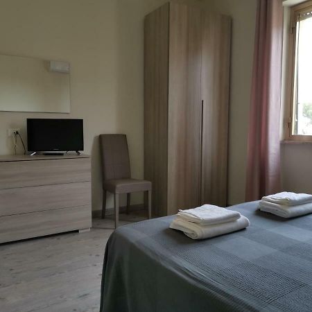 Hotel La Pineta Carrare Extérieur photo