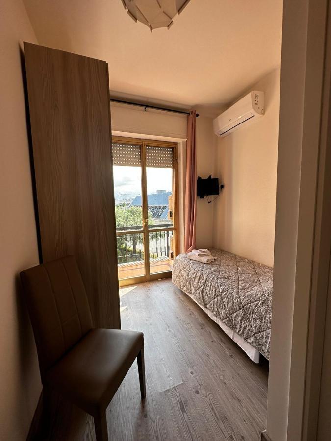 Hotel La Pineta Carrare Extérieur photo
